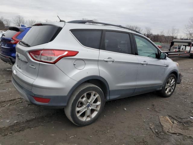 Паркетники FORD ESCAPE 2014 Сріблястий