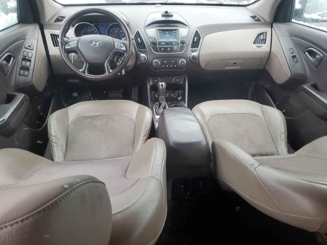 2015 Hyundai Tucson - Image 8