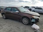 2012 Chrysler 200 Limited na sprzedaż w Earlington, KY - Front End