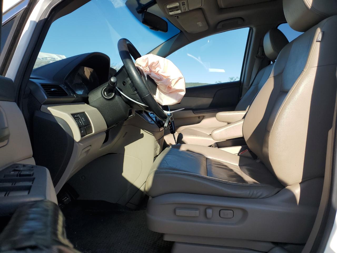 2011 Honda Odyssey - Image 7