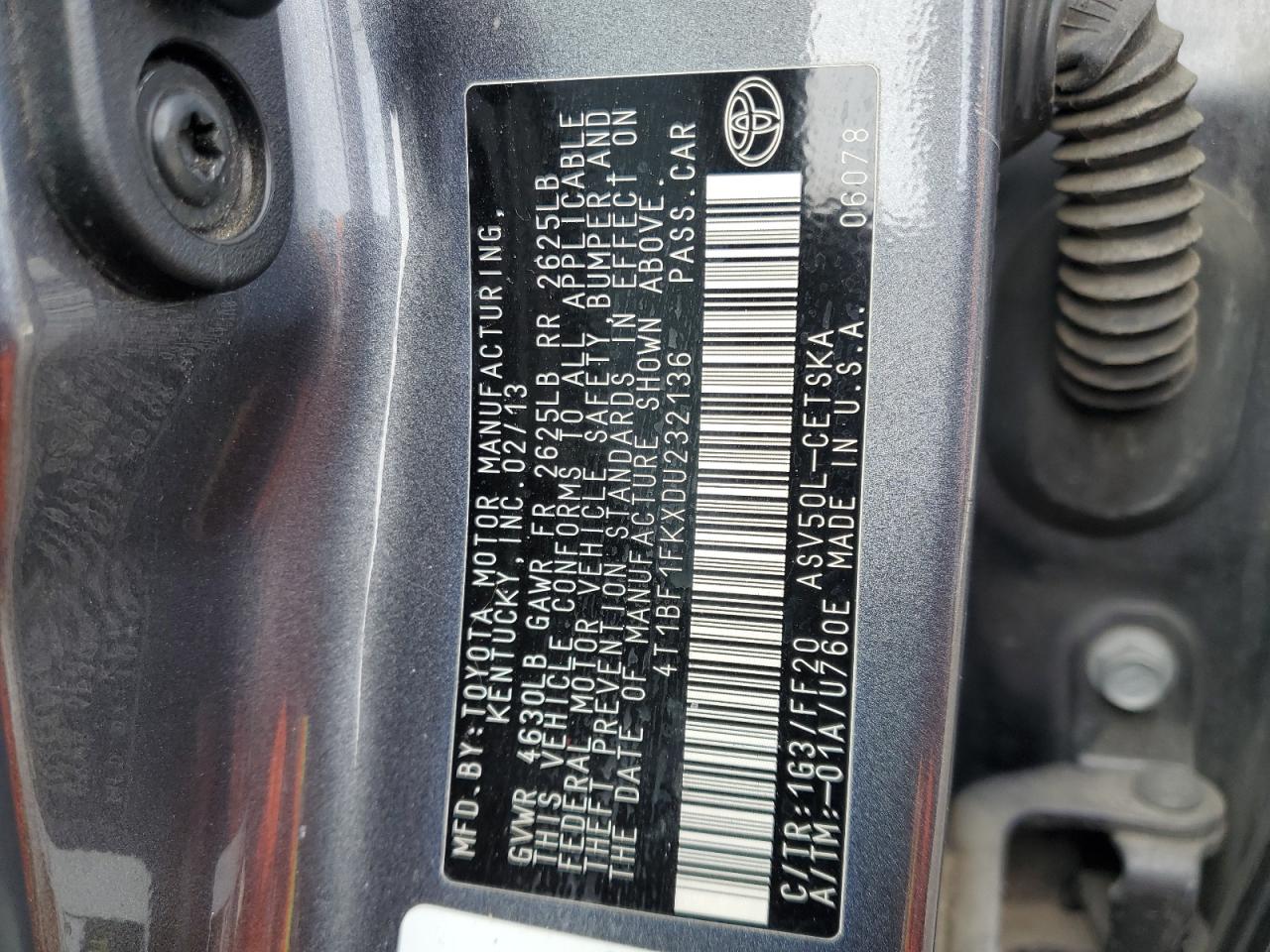 2013 Toyota Camry - Image 15
