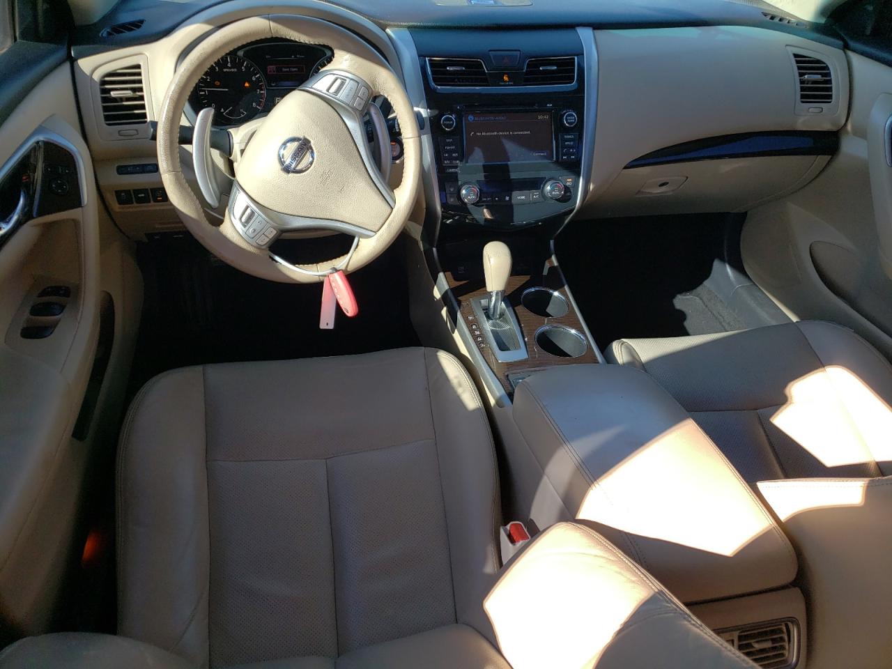 2015 Nissan Altima - Image 8