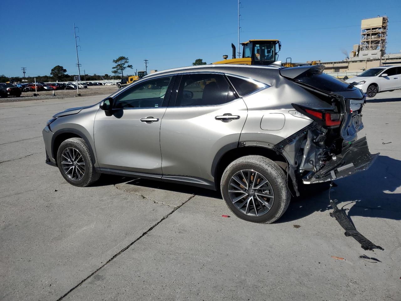 2024 Lexus NX - Image 2