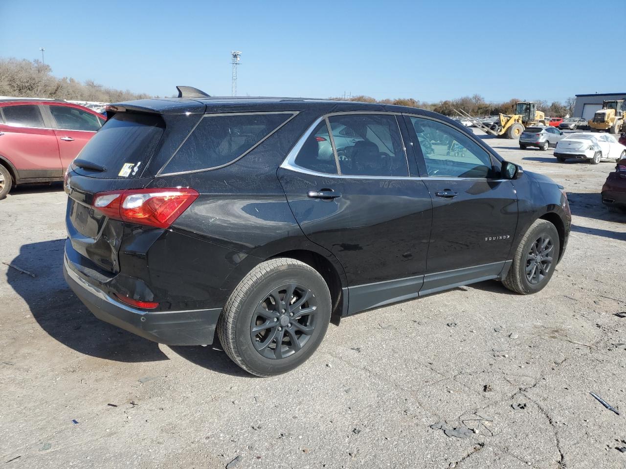 VIN 2GNAXKEV0K6132595 2019 CHEVROLET EQUINOX no.3