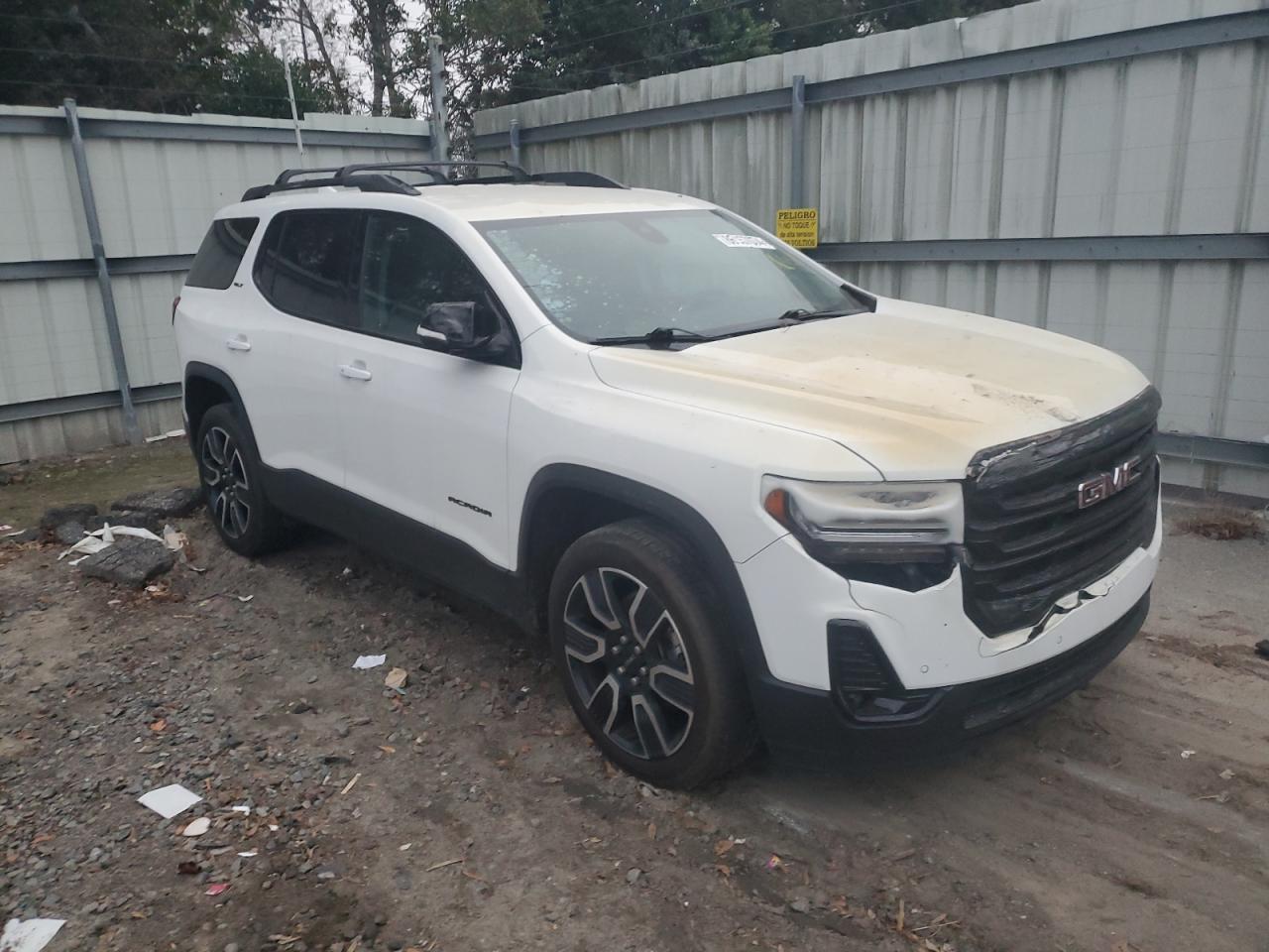 2021 GMC Acadia - Image 4