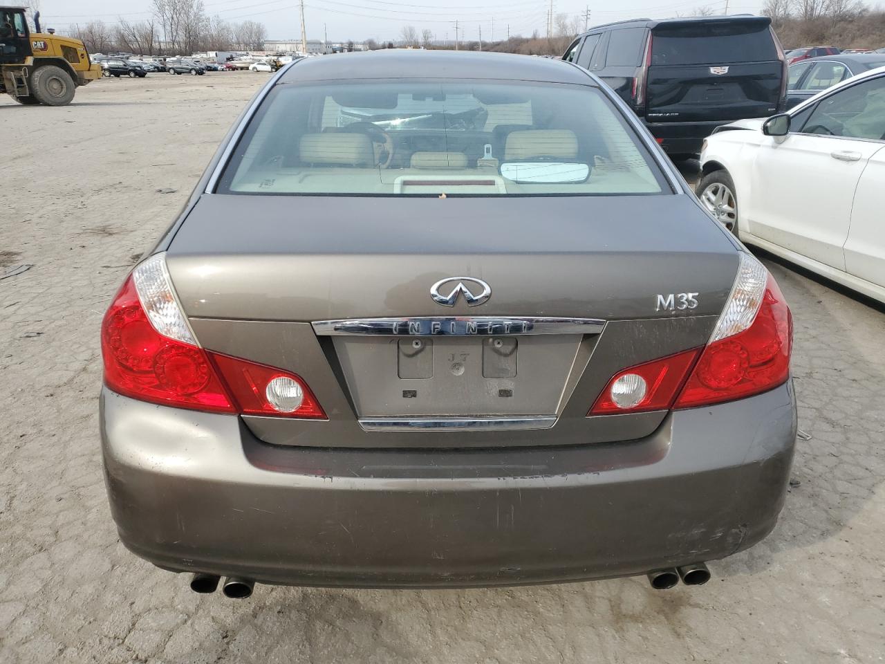 2006 Infiniti M - Image 6