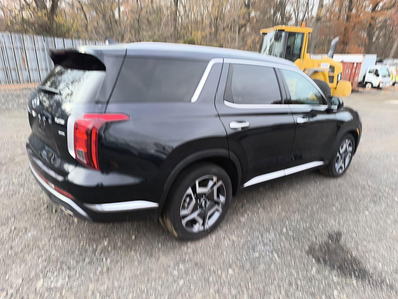 2024 Hyundai Palisade - Image 4