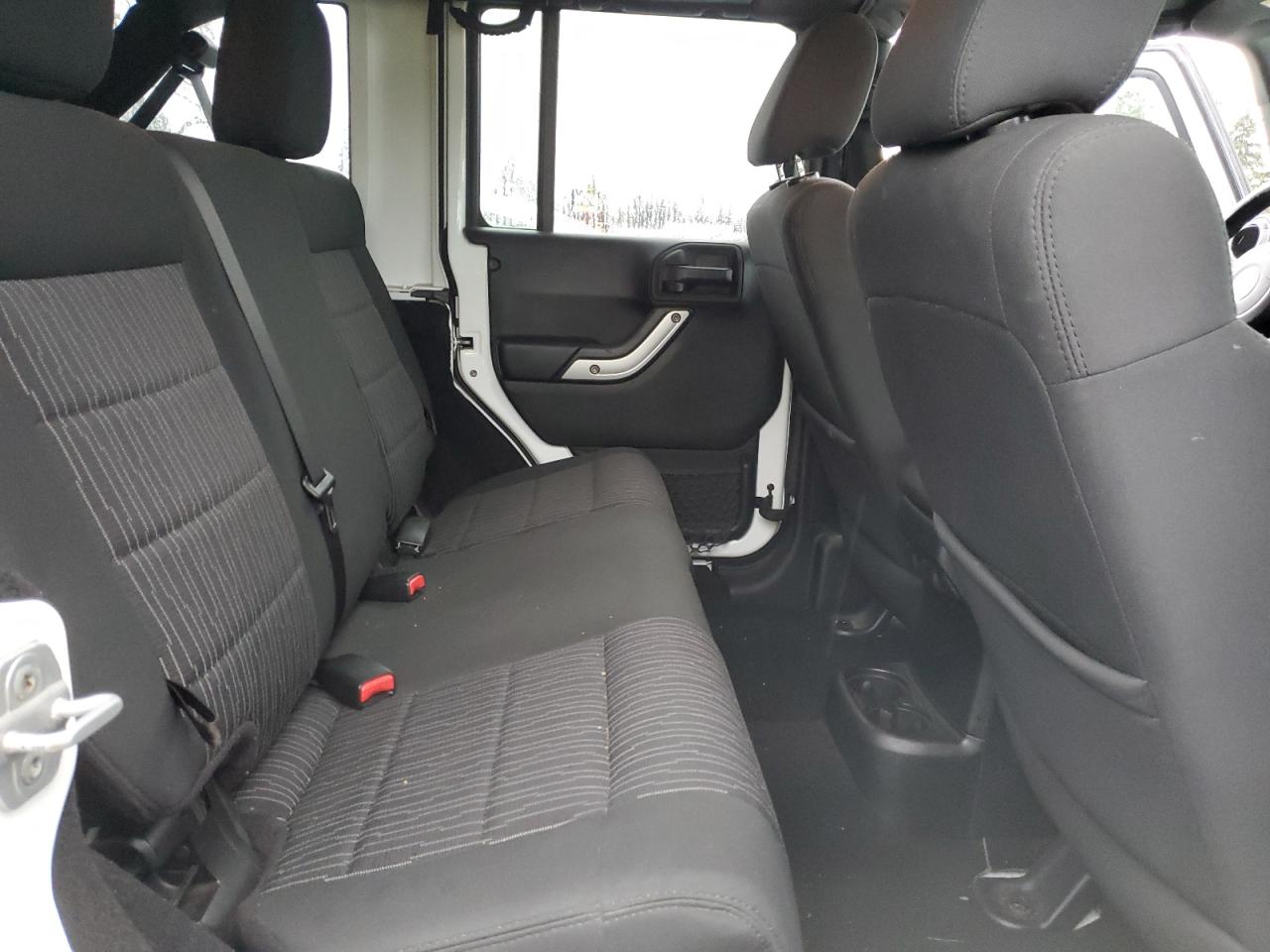 2012 Jeep Wrangler - Image 10