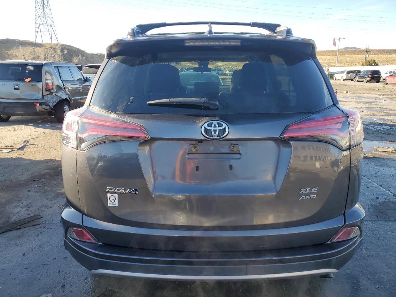 2017 Toyota RAV 4 - Image 6