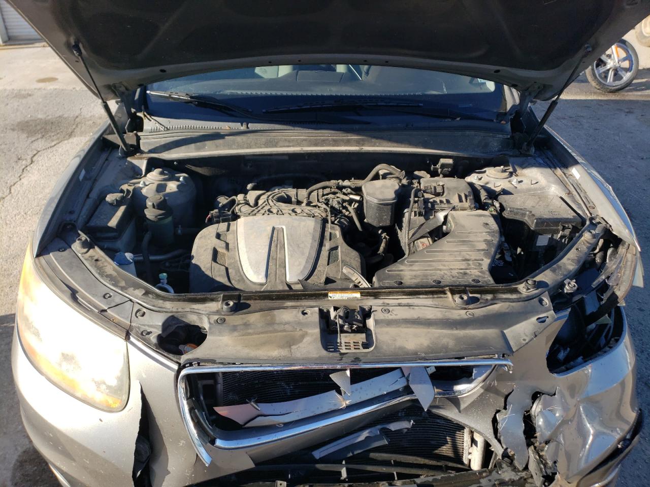 2011 Hyundai Santa Fe - Image 12