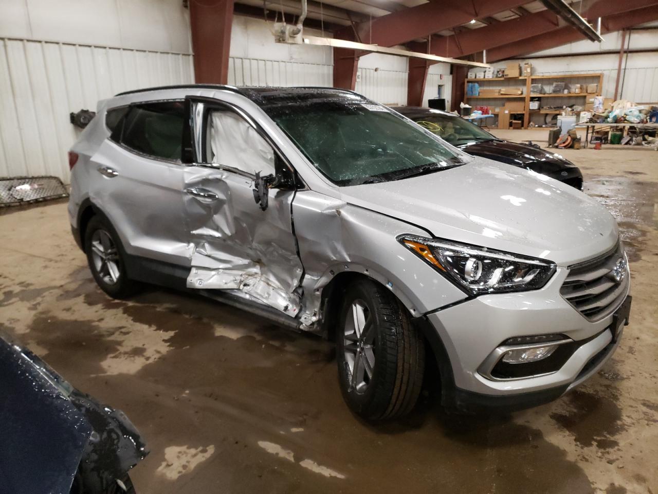 VIN 5XYZUDLB0HG410769 2017 HYUNDAI SANTA FE no.4