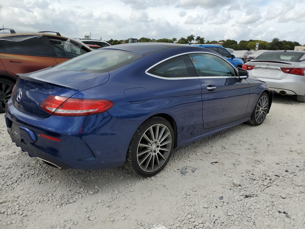2017 Mercedes-Benz C-klasse - Image 3
