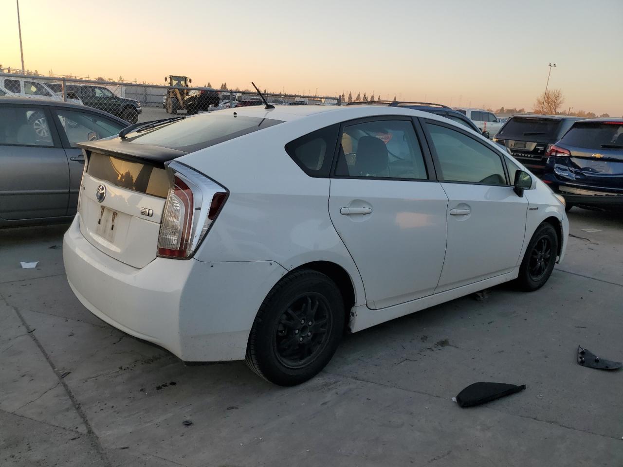 VIN JTDKN3DU3D5557776 2013 TOYOTA PRIUS no.3