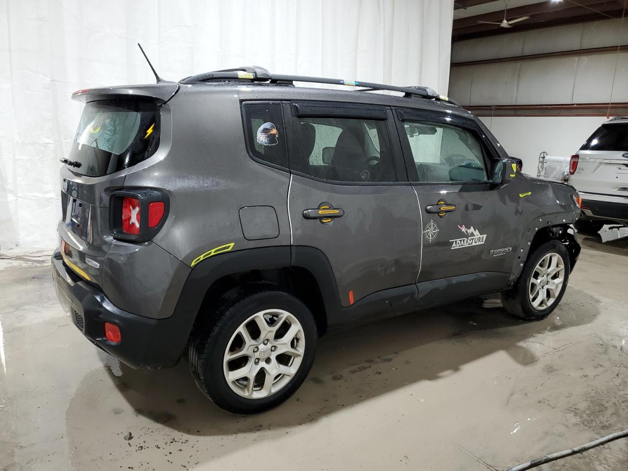 2016 Jeep Renegade - Image 3