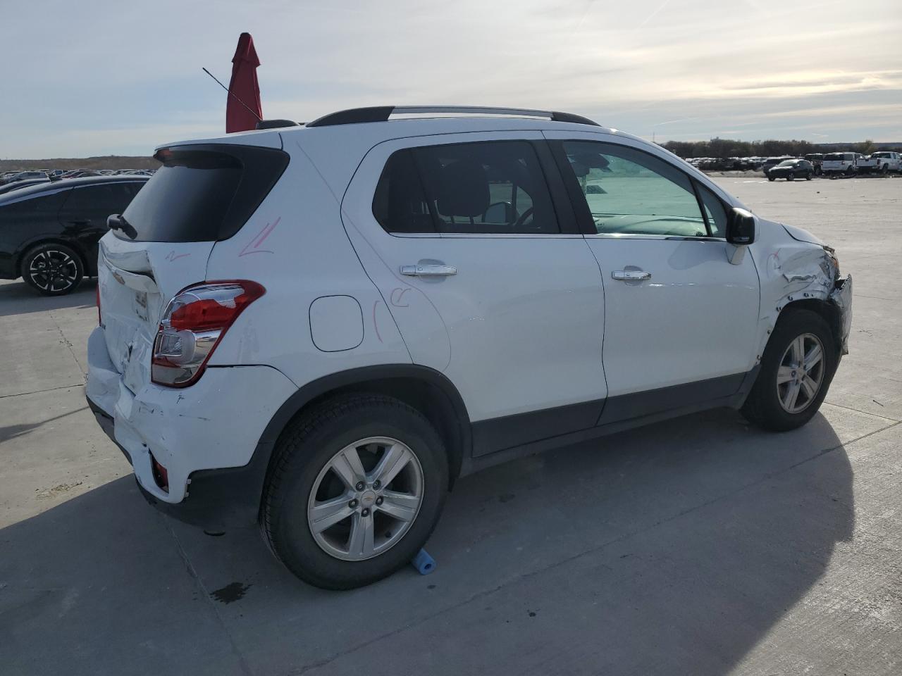 2018 Chevrolet Trax - Image 3