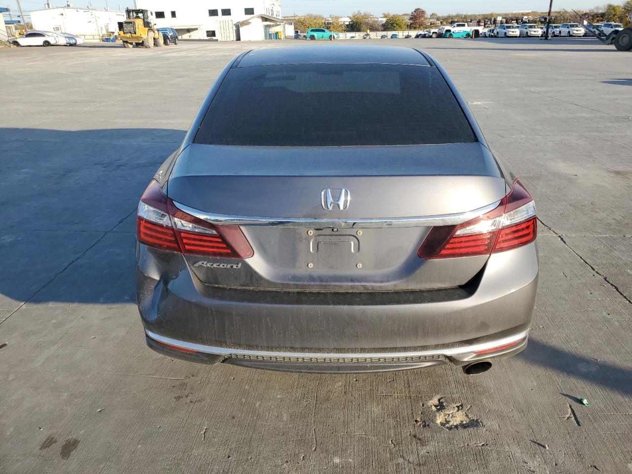 VIN 1HGCR2F39GA231615 2016 HONDA ACCORD no.6