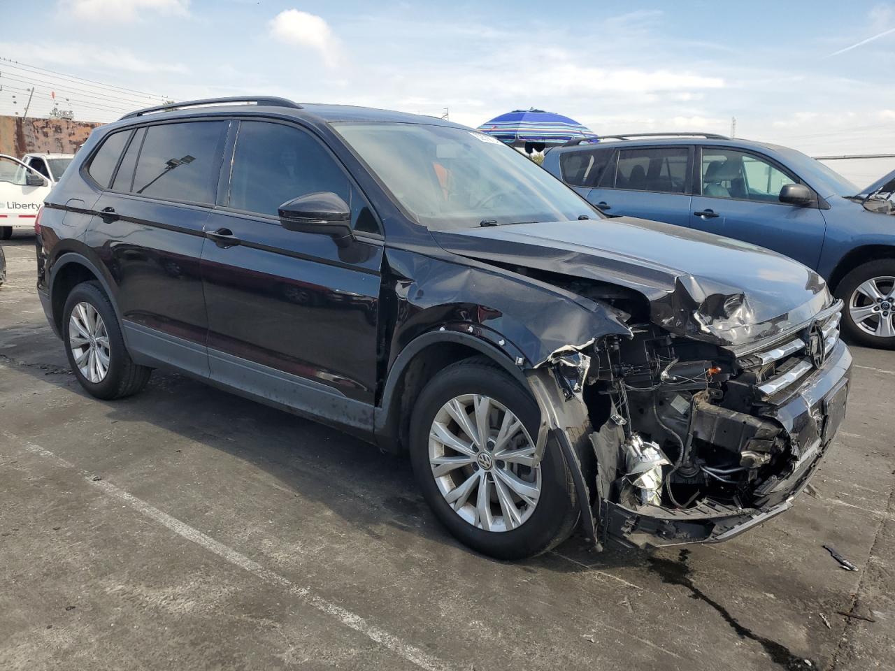 VIN 3VV1B7AX4KM043387 2019 VOLKSWAGEN TIGUAN no.4