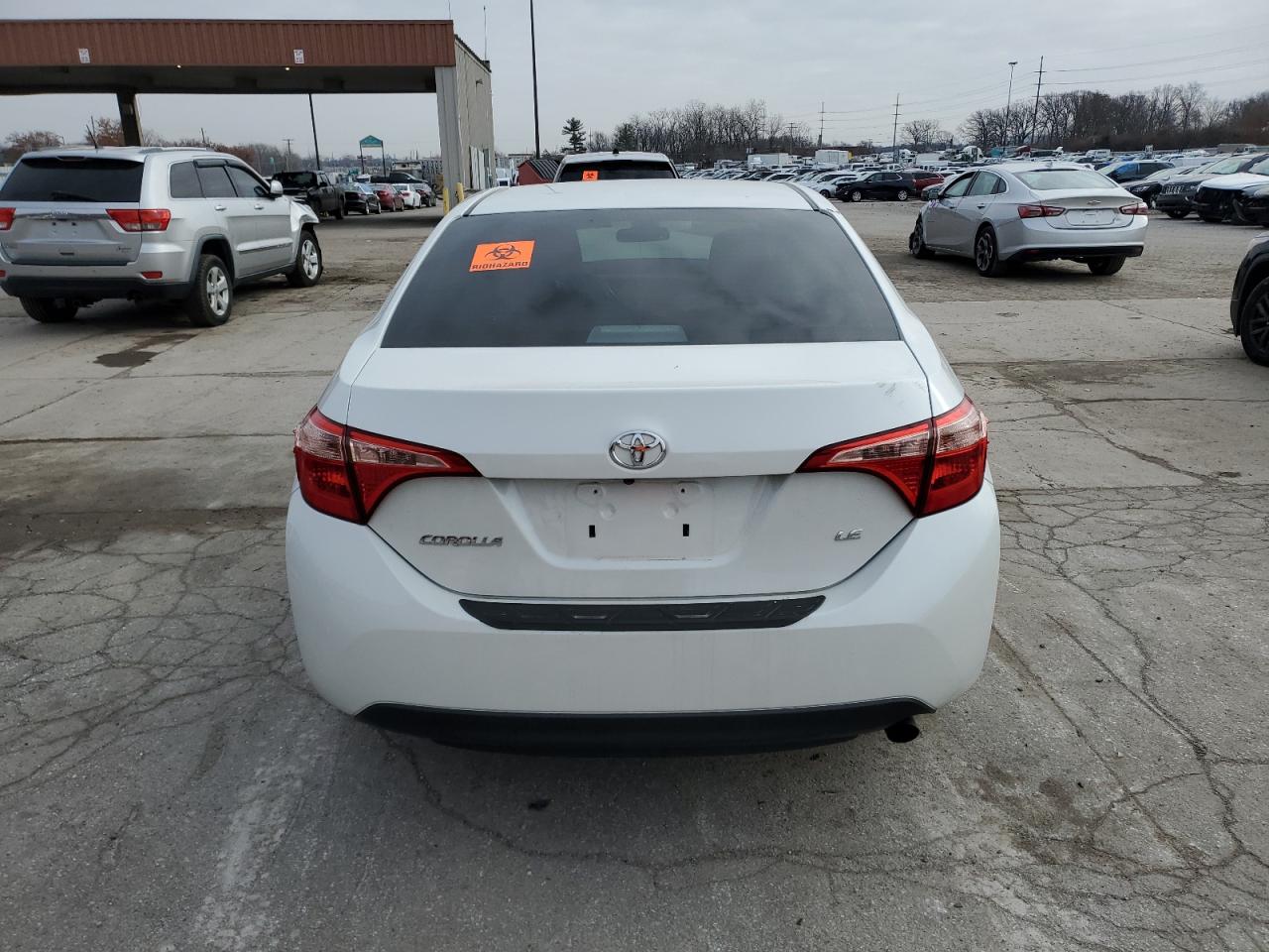 VIN 5YFBURHE7JP776733 2018 TOYOTA COROLLA no.6