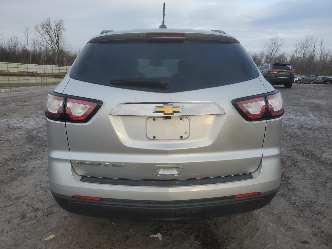 VIN 1GNKVFKD5HJ346202 2017 CHEVROLET TRAVERSE no.6