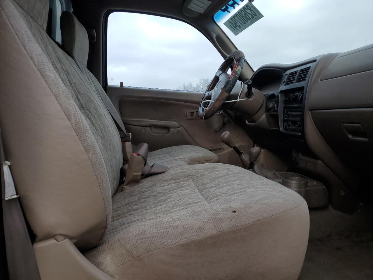 2002 Toyota Tacoma - Image 10