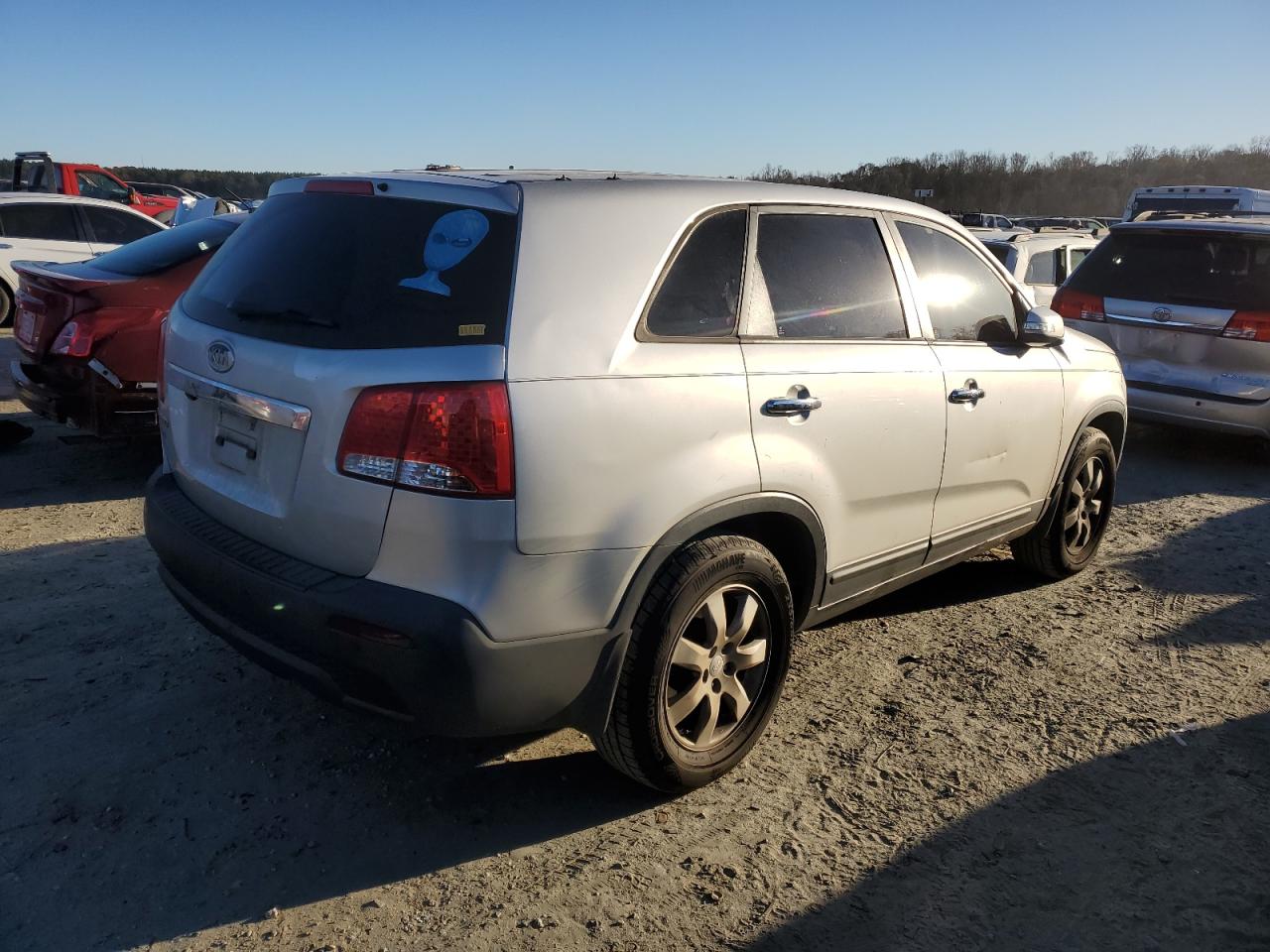 2011 Kia Sorento - Image 3