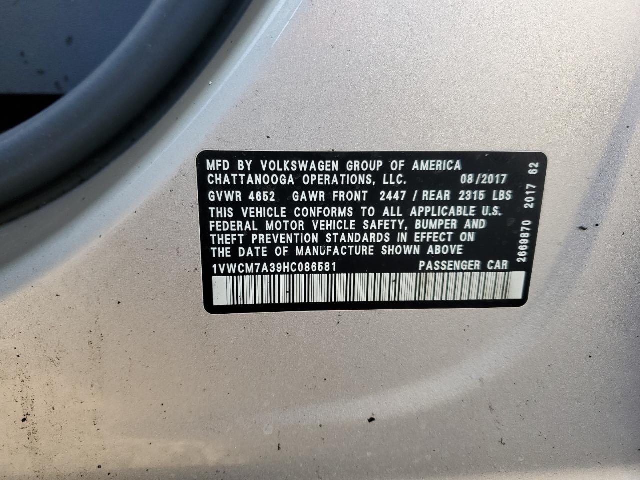 2017 Volkswagen Passat - Image 12