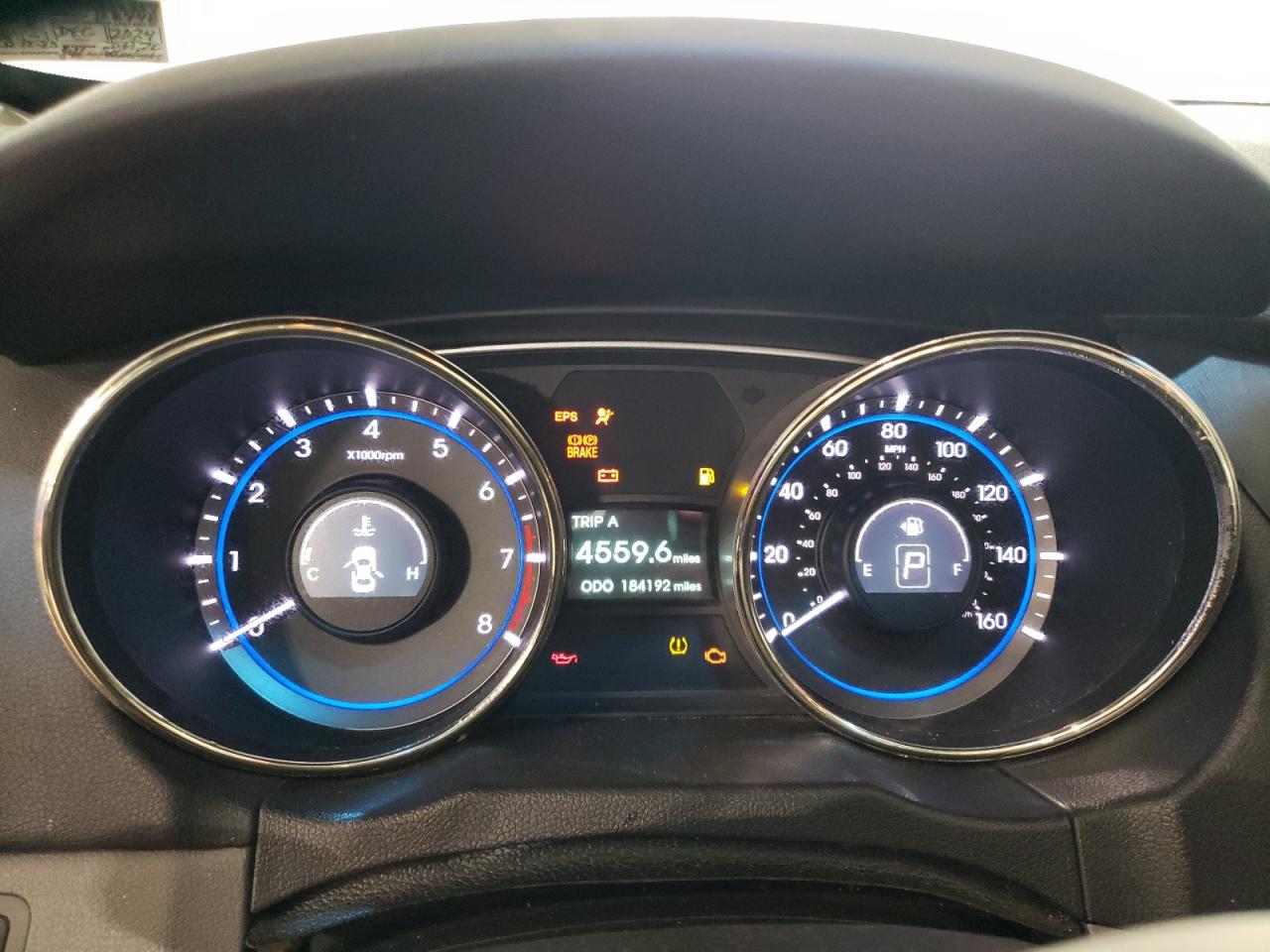 2011 Hyundai Sonata - Image 9