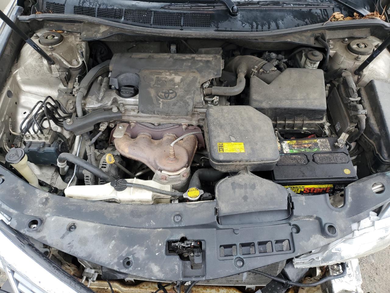 2013 Toyota Camry - Image 11