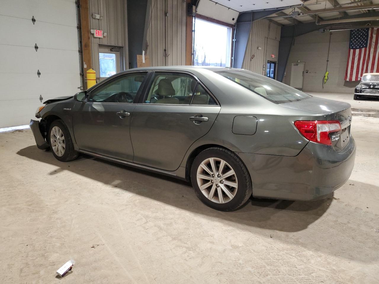 2012 Toyota Camry - Image 2