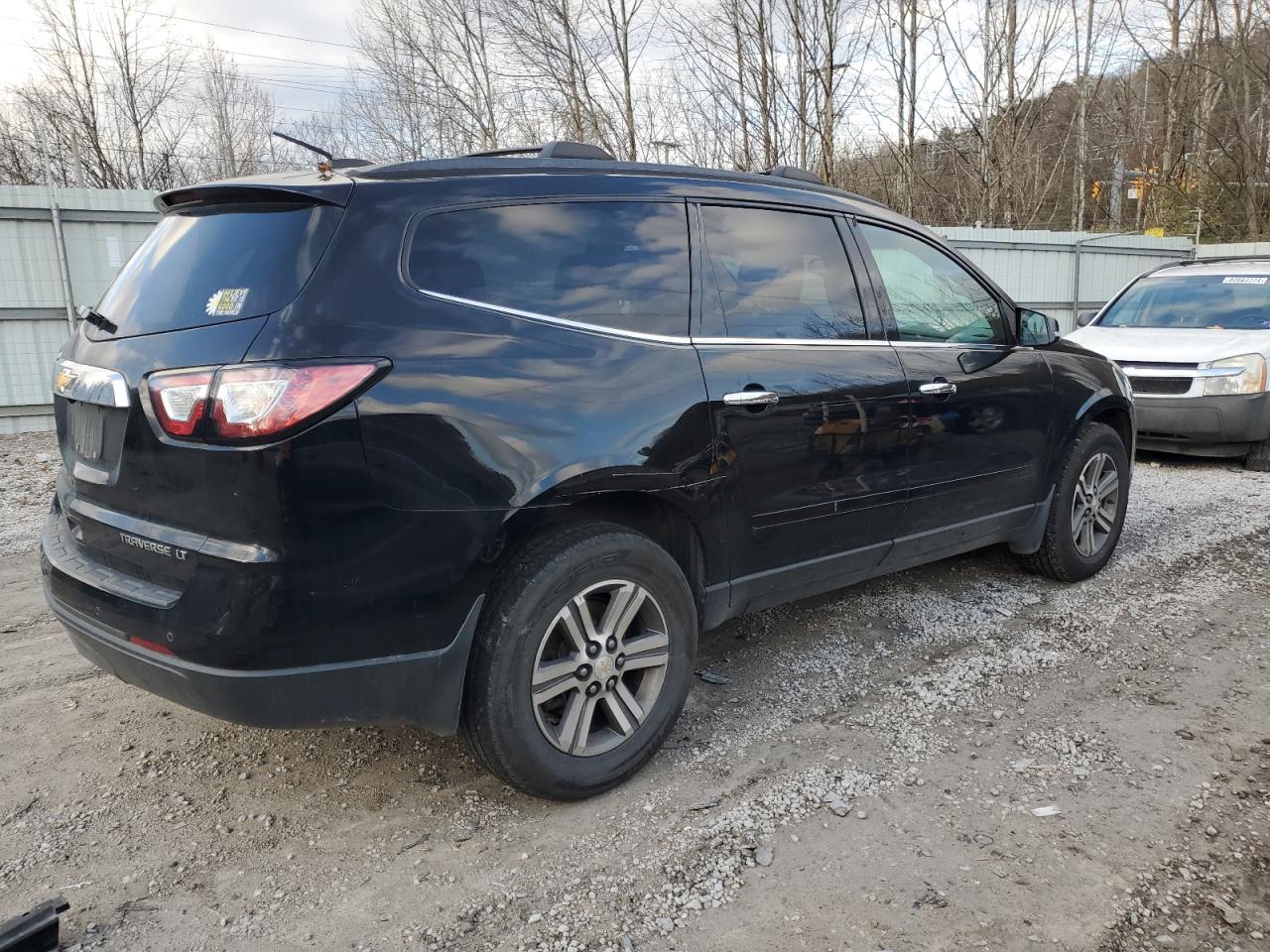 2016 Chevrolet Traverse - Image 3