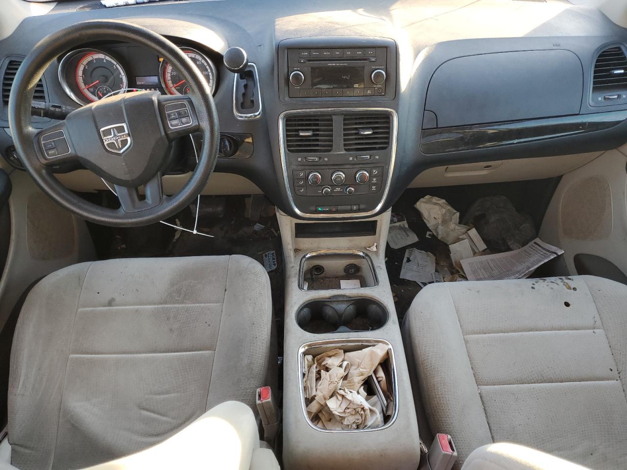 2012 Dodge Caravan - Image 8