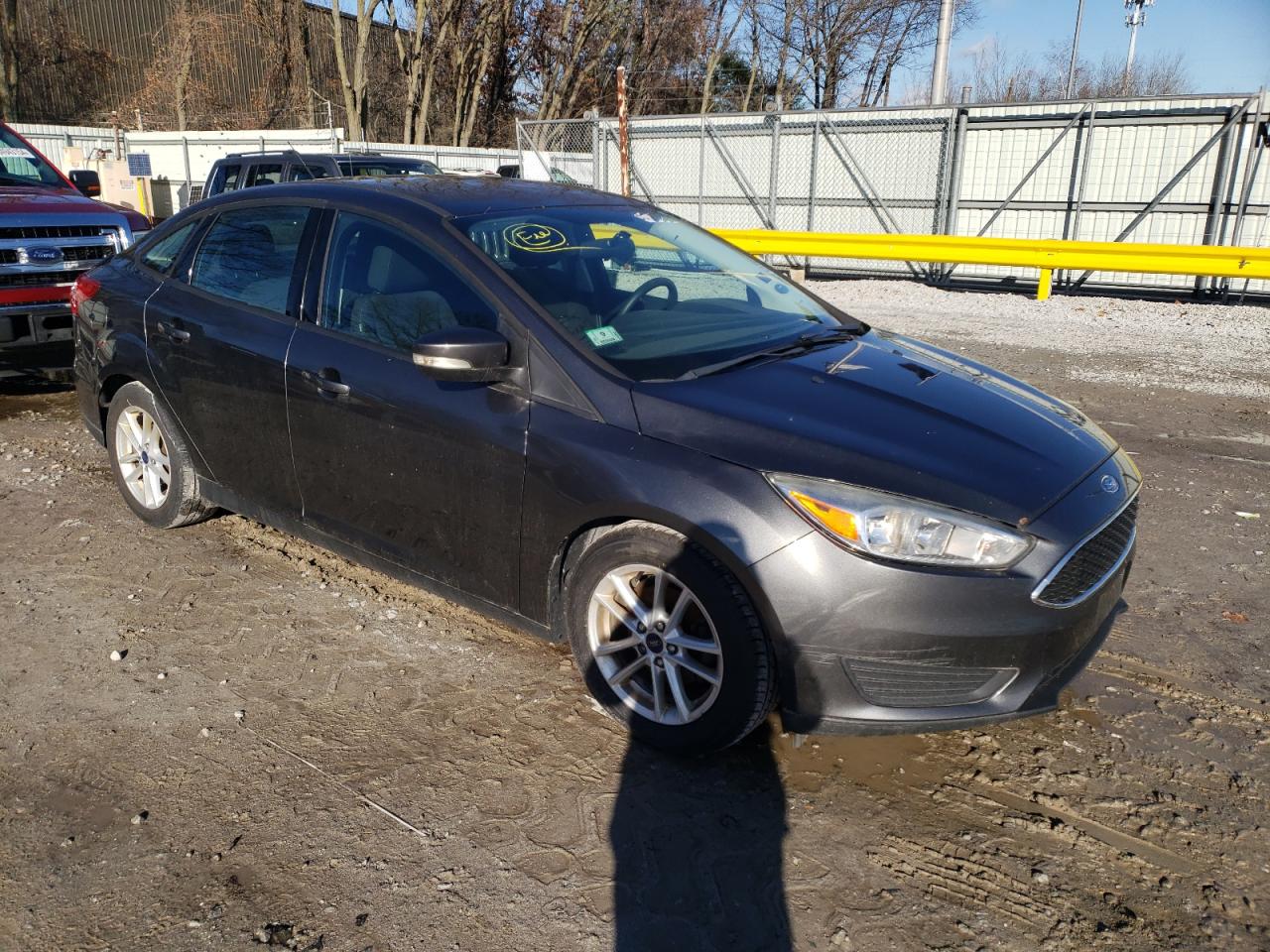 VIN 1FADP3F21GL388992 2016 FORD FOCUS no.4