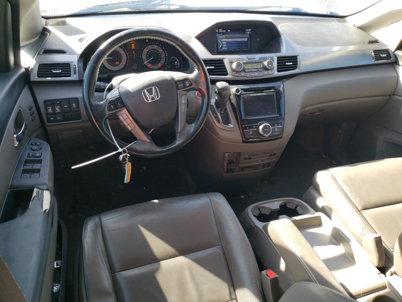 2015 Honda Odyssey - Image 8