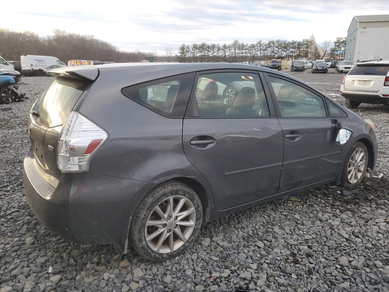 VIN JTDZN3EU9D3264747 2013 TOYOTA PRIUS no.3