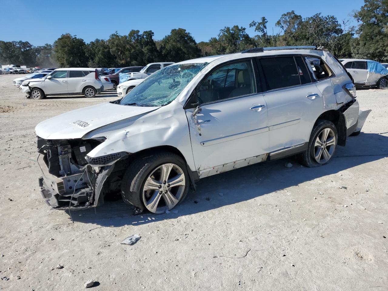 2012 Toyota Highlander - Image 1