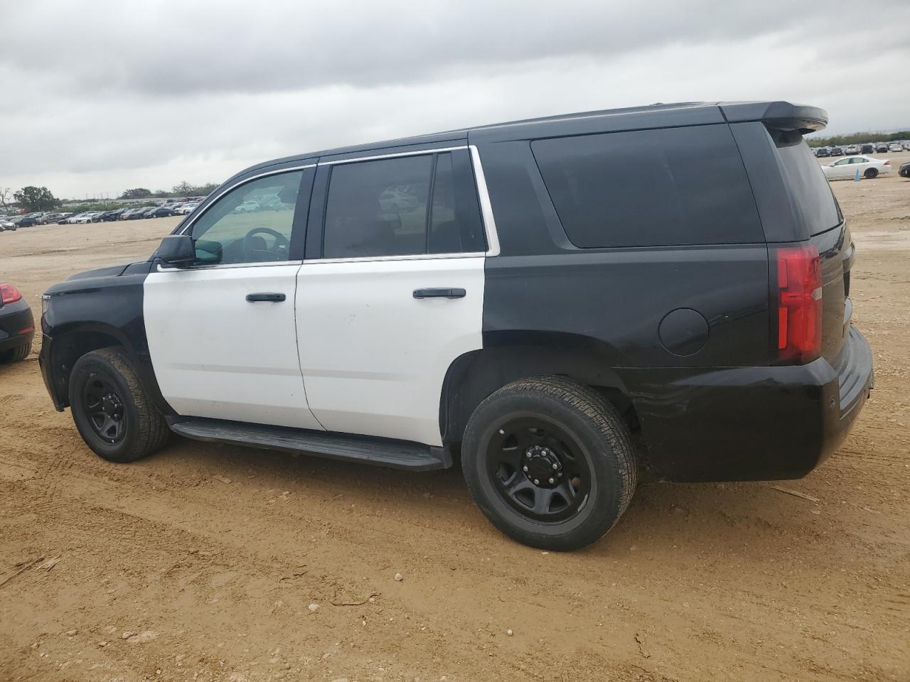 2020 Chevrolet Tahoe - Image 2