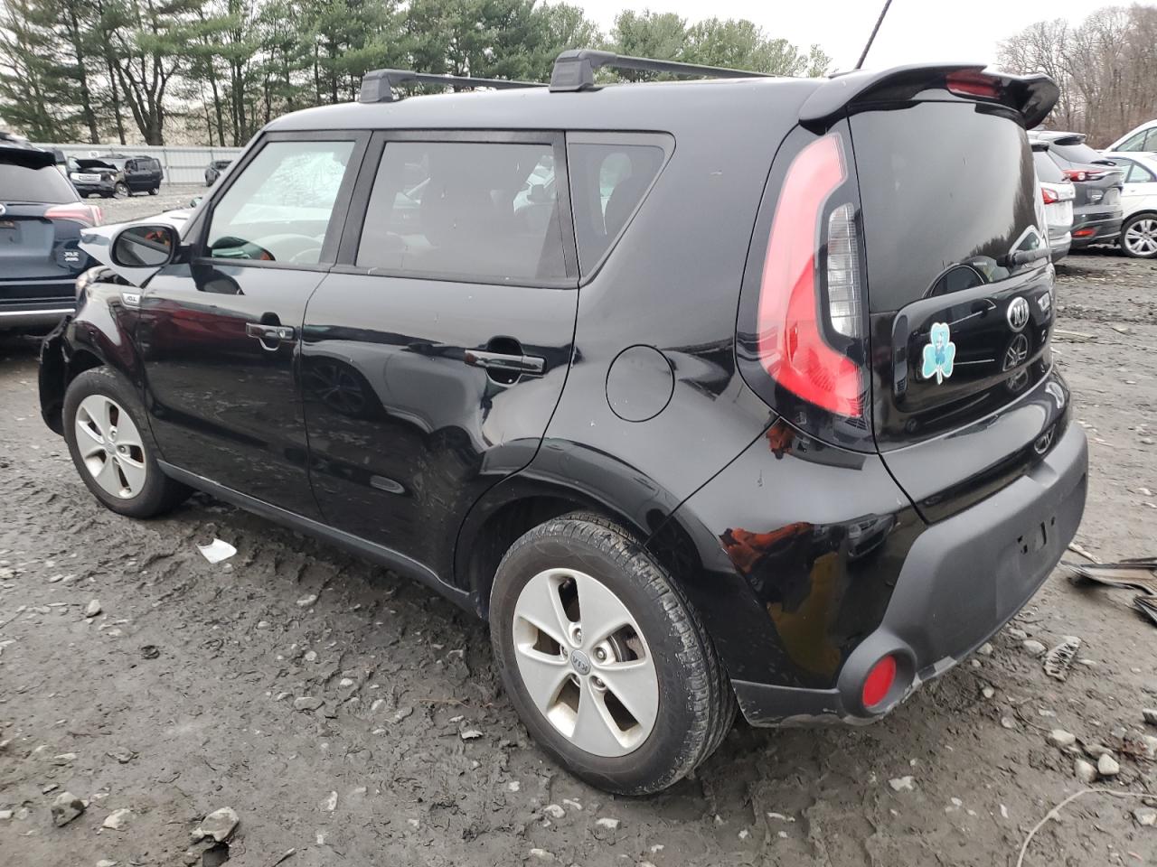 VIN KNDJN2A24G7387901 2016 KIA SOUL no.2