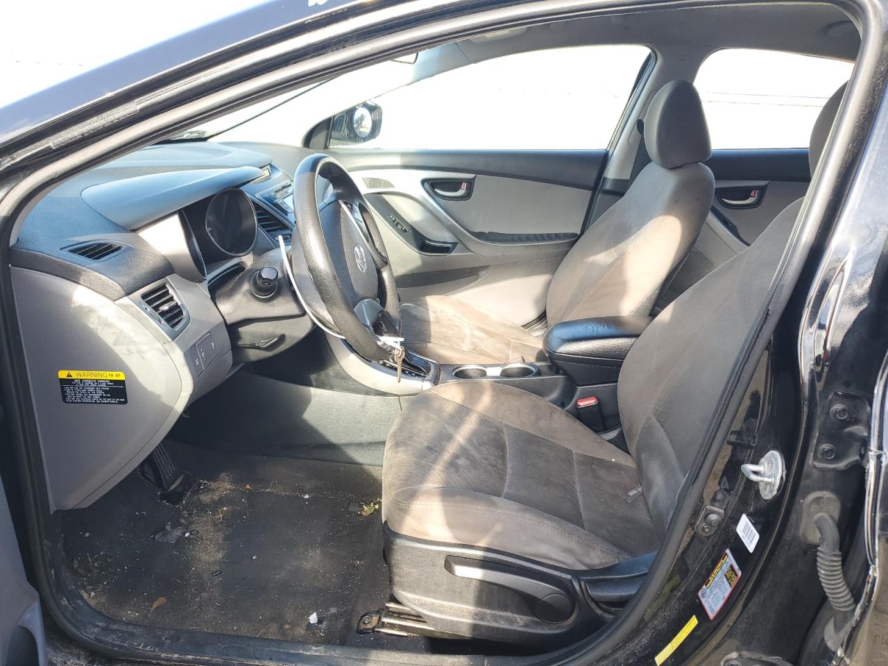 2016 Hyundai Elantra - Image 7