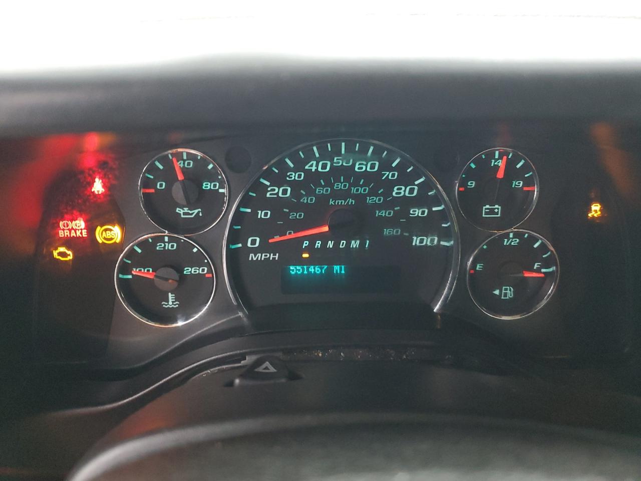 2018 Chevrolet Express - Image 9