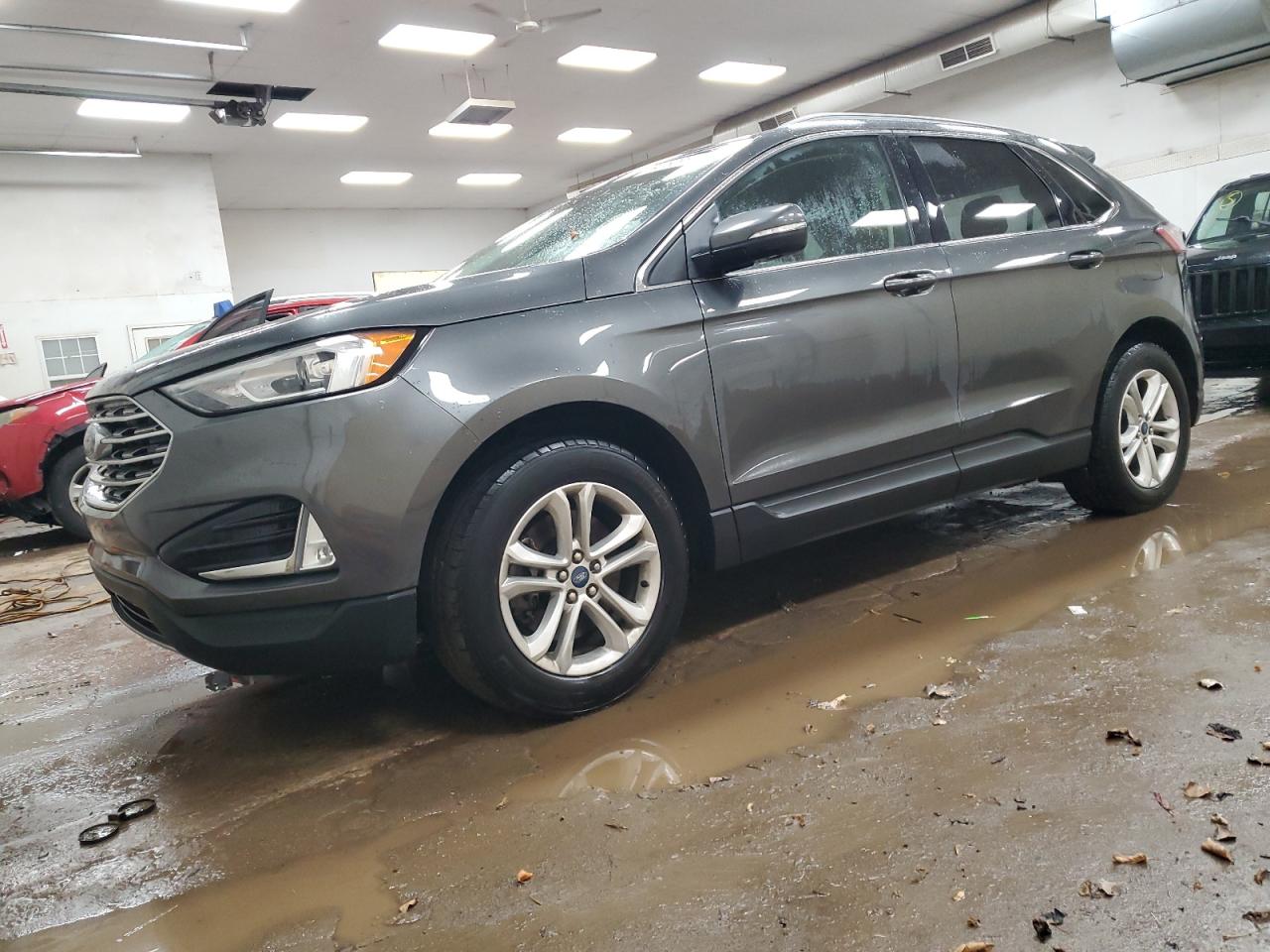 2020 Ford Edge - Image 1