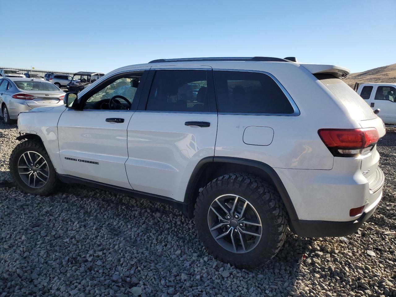 2019 Jeep Grand Cherokee - Image 2