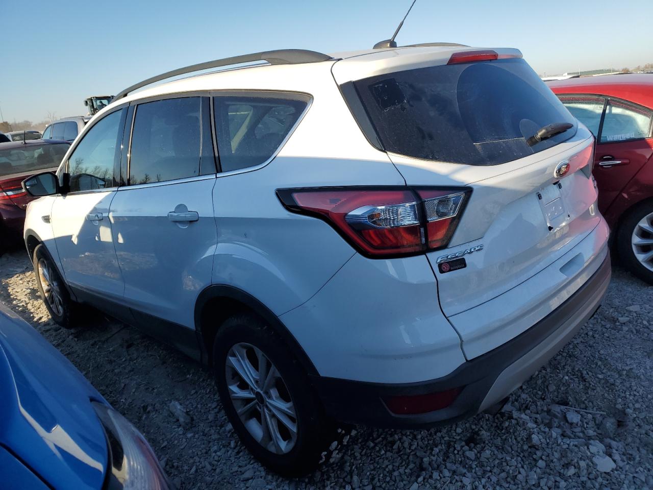 VIN 1FMCU0GD0JUC61080 2018 FORD ESCAPE no.2