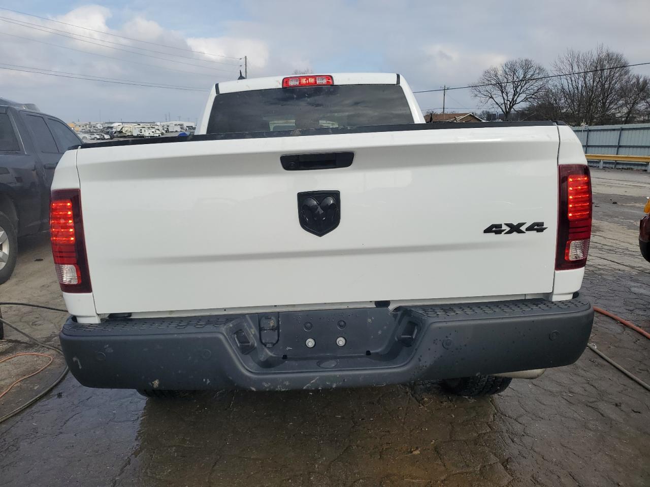 2021 RAM 1500 - Image 6