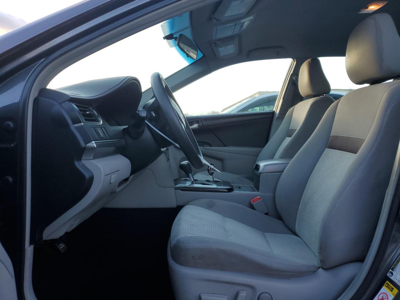 2014 Toyota Camry - Image 7