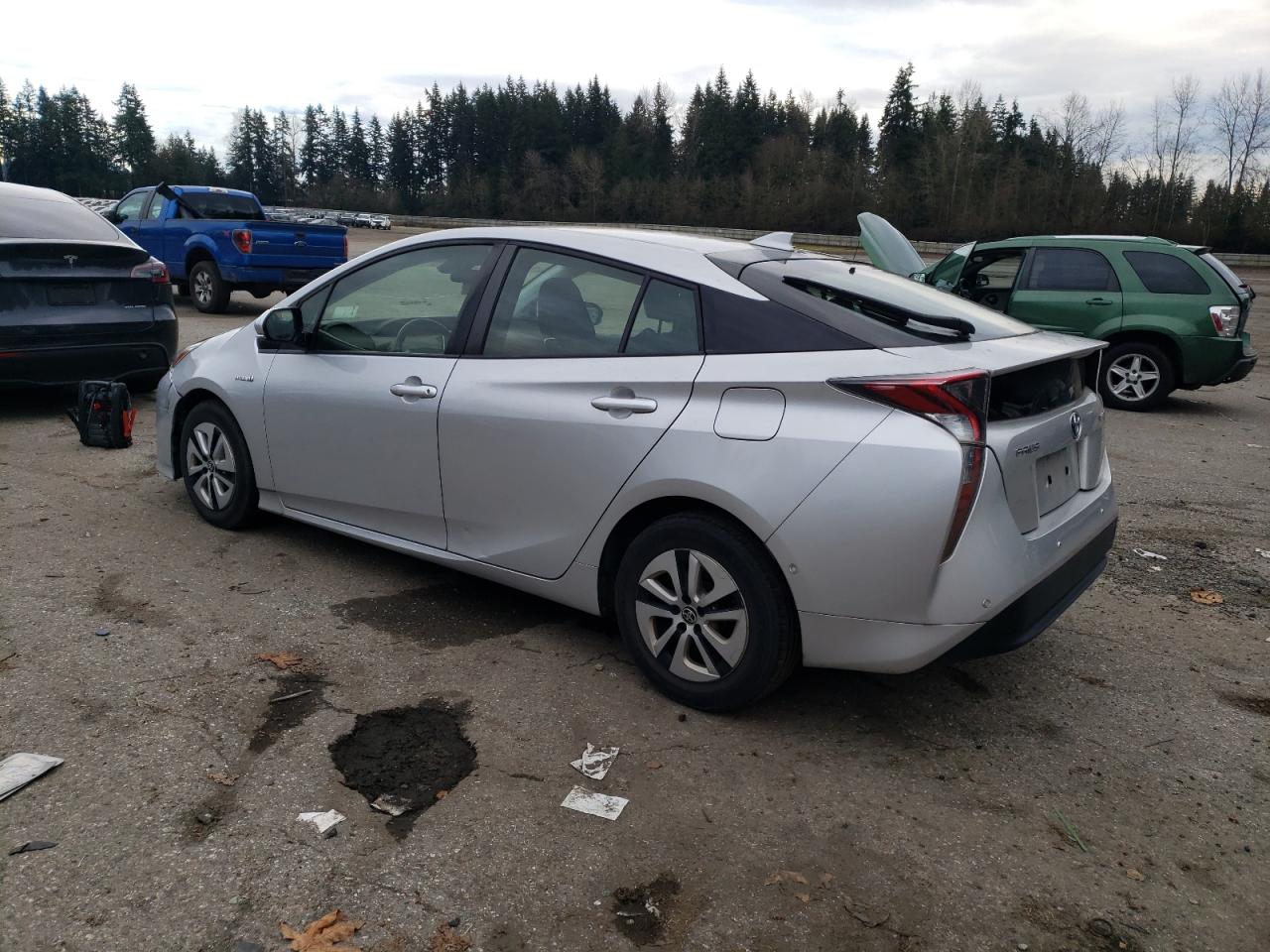 VIN JTDKARFU0J3058517 2018 TOYOTA PRIUS no.2