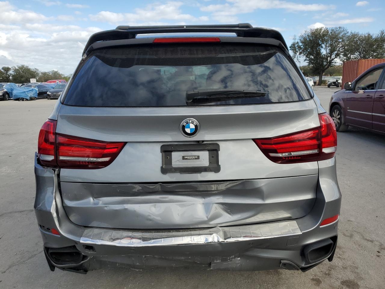 VIN 5UXKR2C51G0R71342 2016 BMW X5 no.6