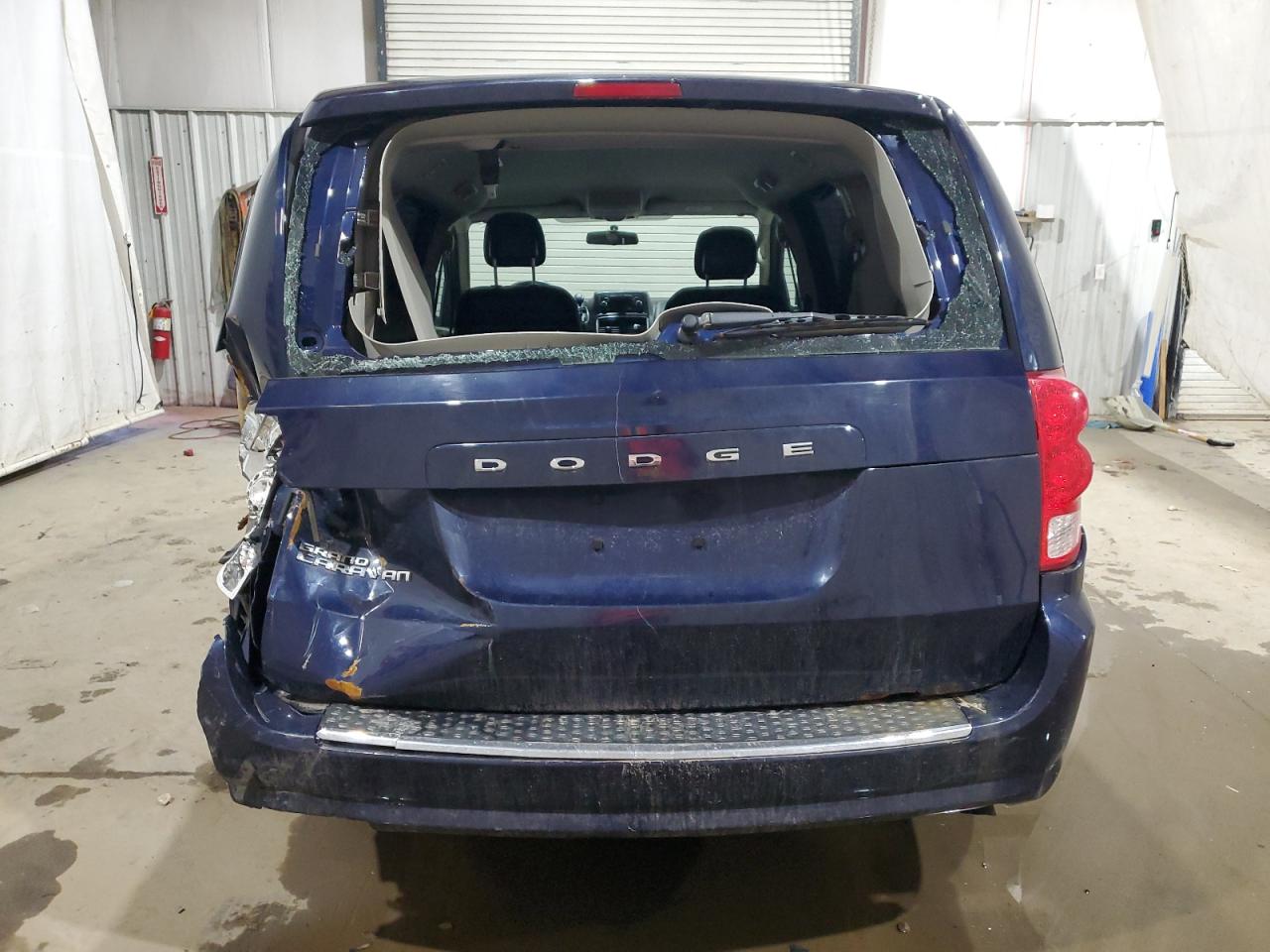2014 Dodge Caravan - Image 6