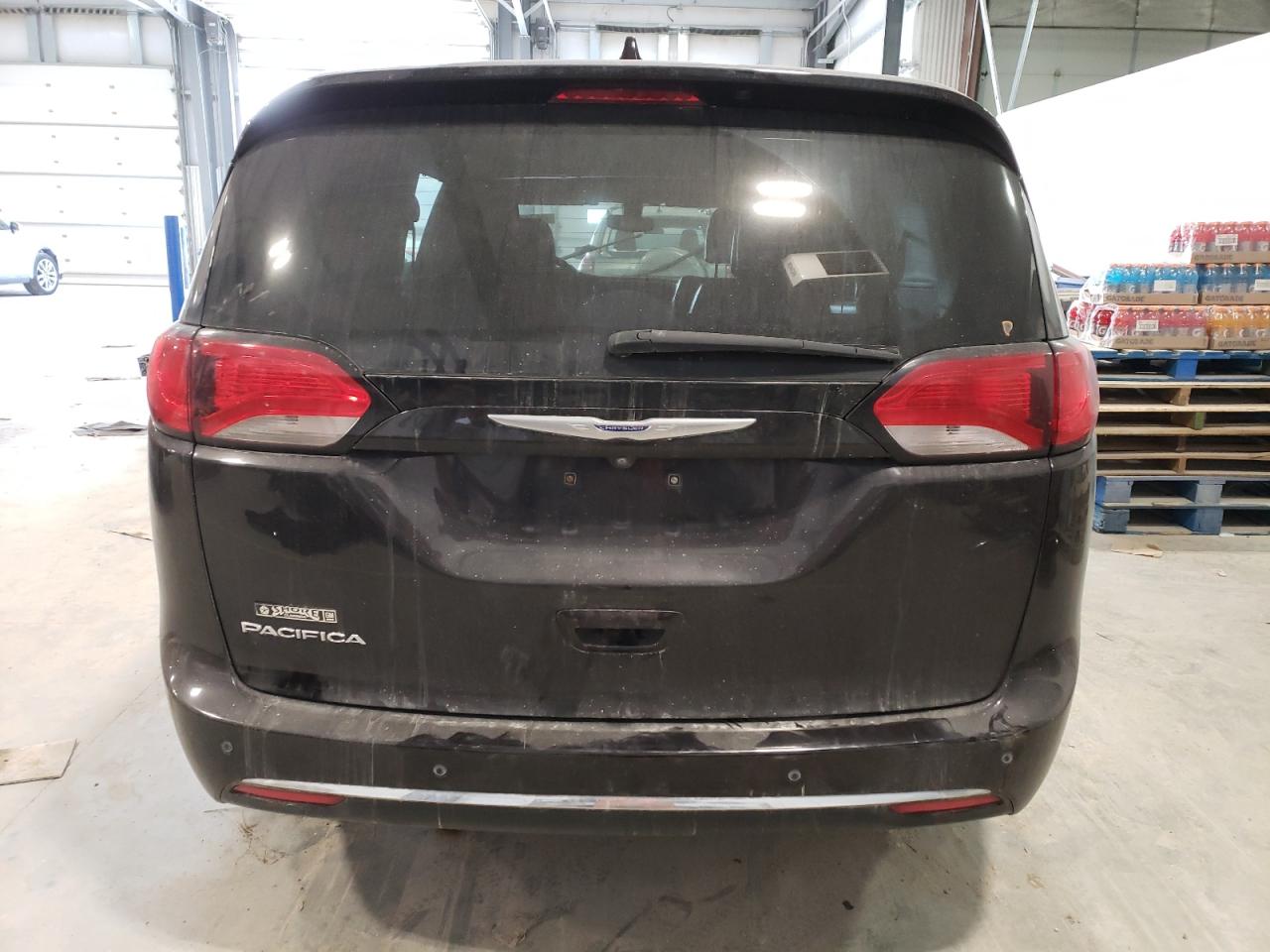2019 Chrysler Pacifica - Image 6