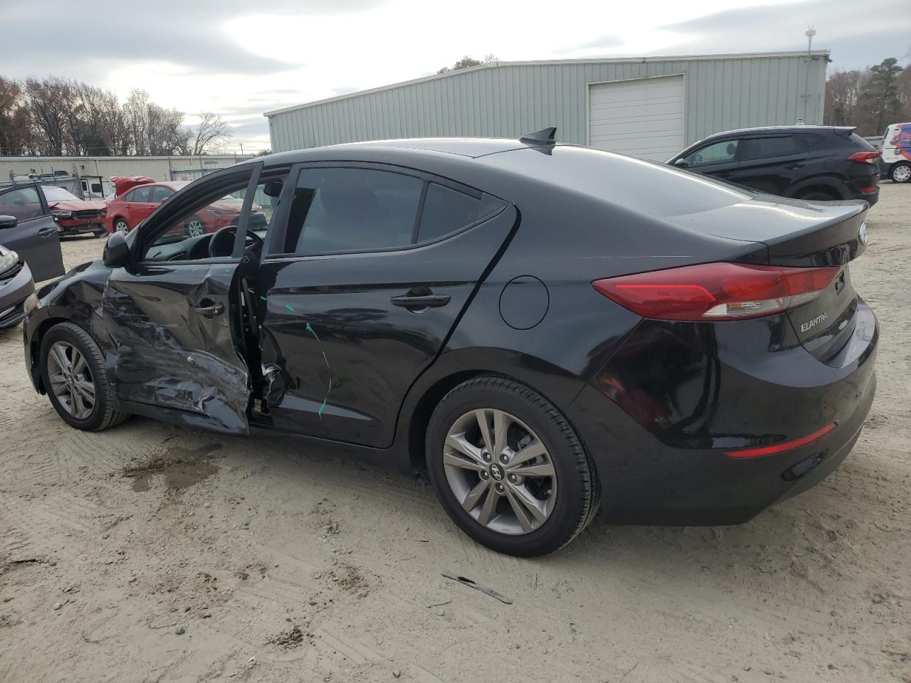 2018 Hyundai Elantra - Image 2