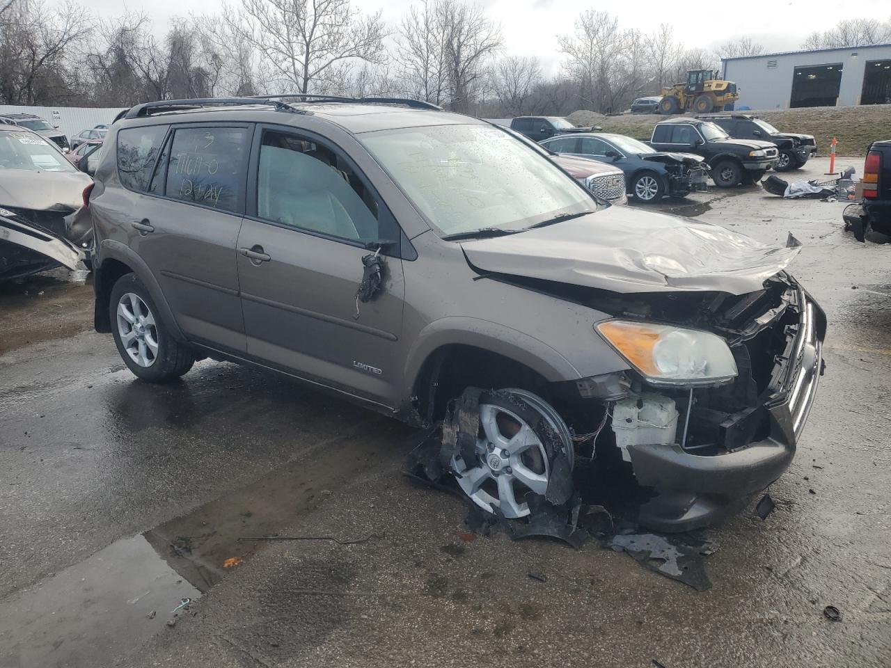 2011 Toyota RAV 4 - Image 4